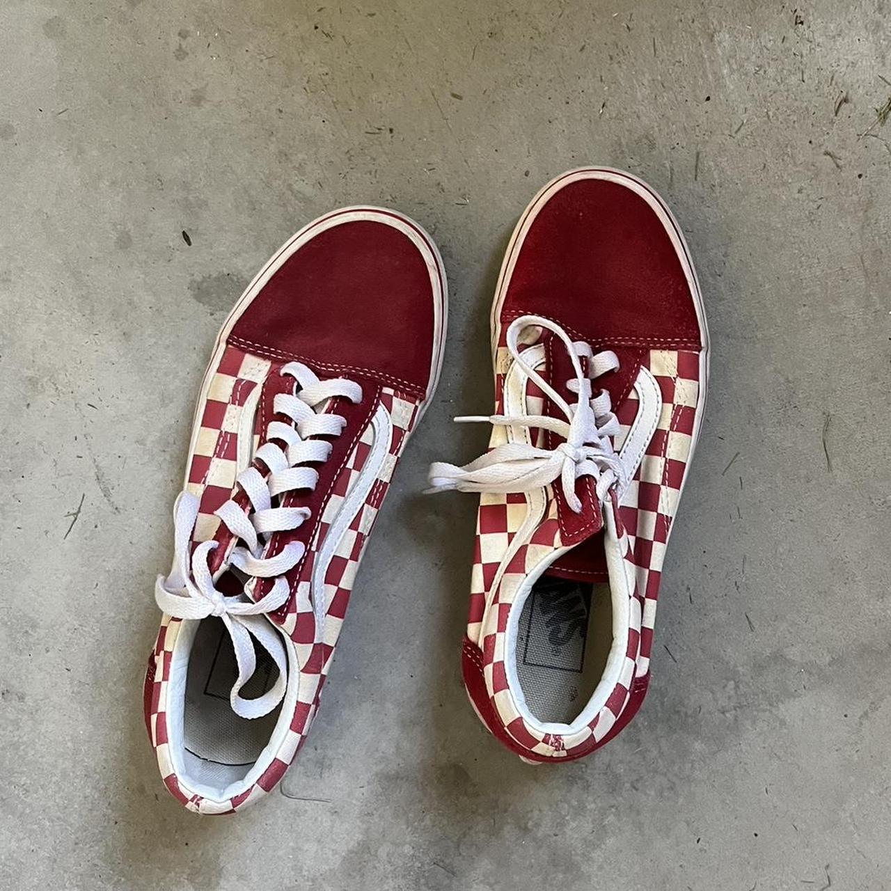 Size 7 hotsell checkered vans