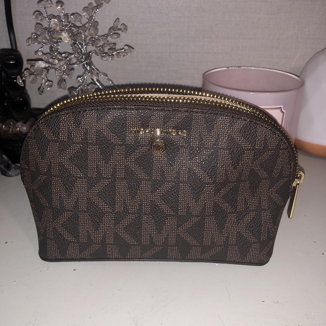 Michael Kors Daria Small 2 in 1 bag. (selling - Depop