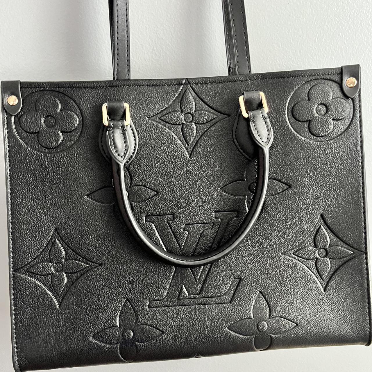 Louis Vuitton monogram canvas tote big. LV. Bag is - Depop