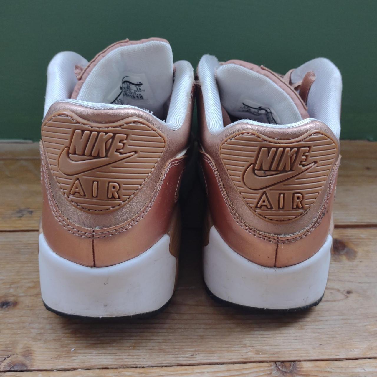 womens rose gold nike trainers