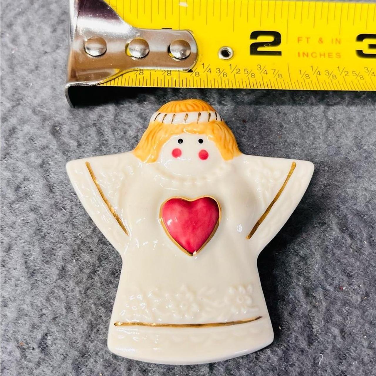 Source Unknown Women's Brooch - Cream/Red – Sourc… - image 6