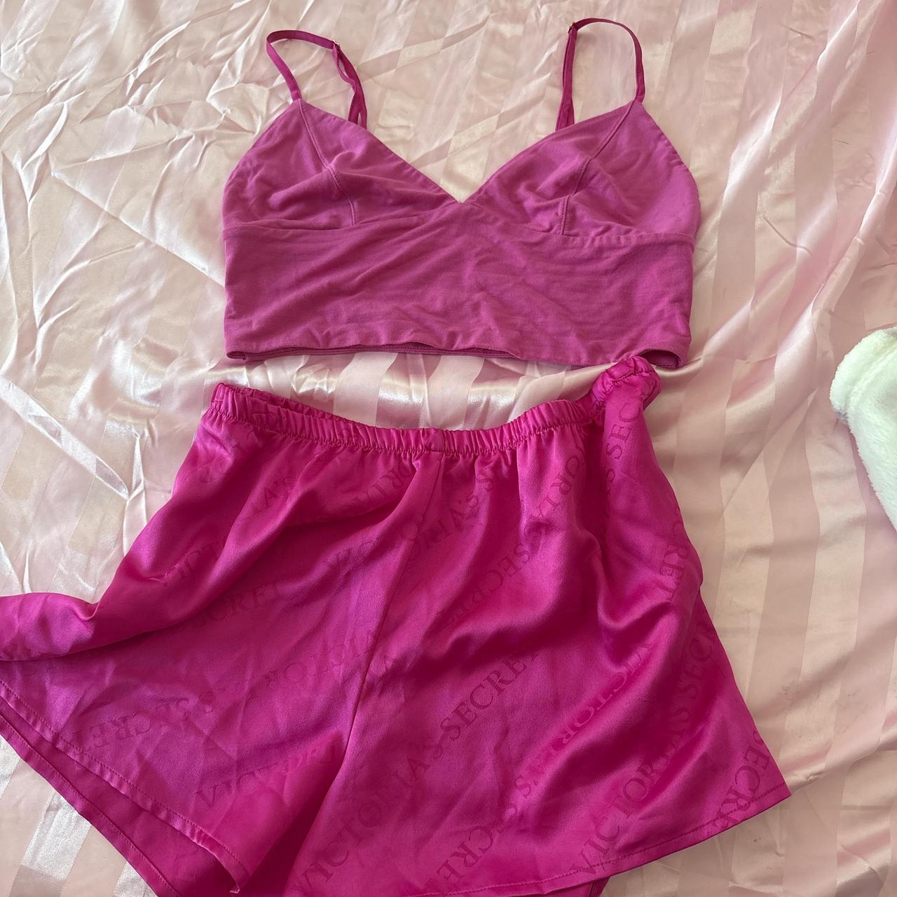 item listed by alespinkparlor