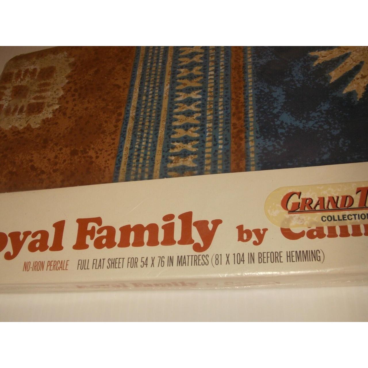 Cannon Royal Family B19 Vintage Full Flat Sheet... - Depop