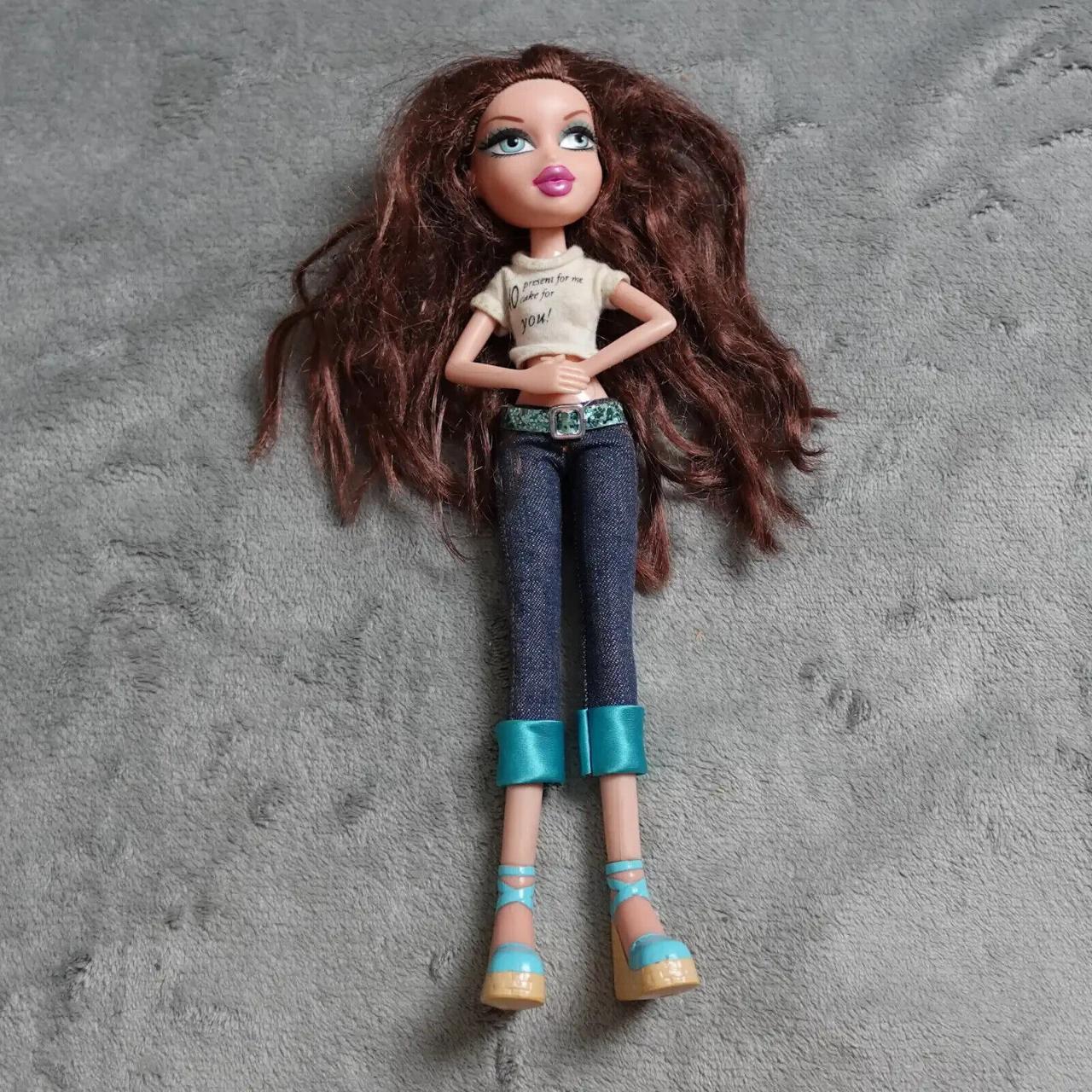 Brown hair green eyed bratz doll online