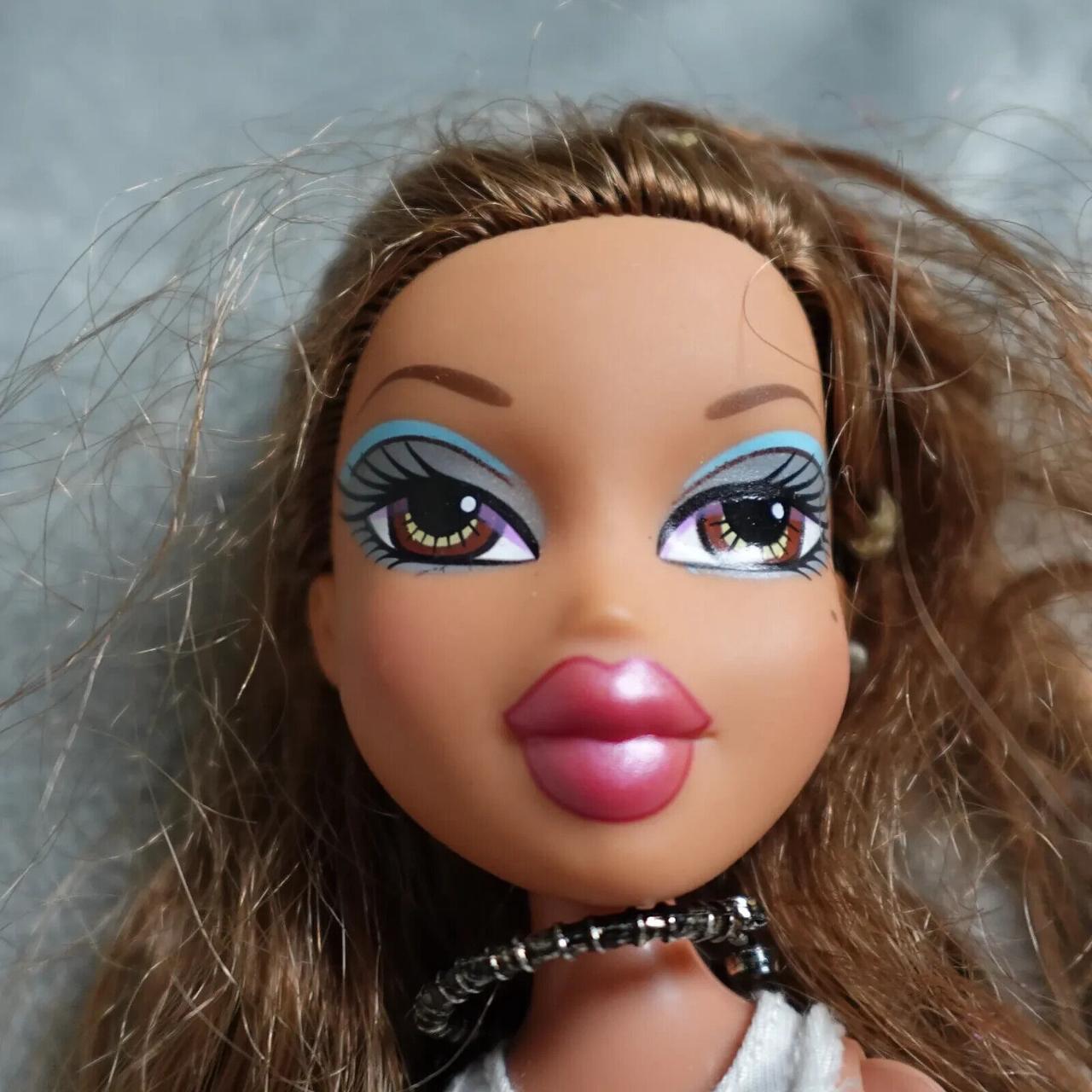 Bratz doll brown eyes online