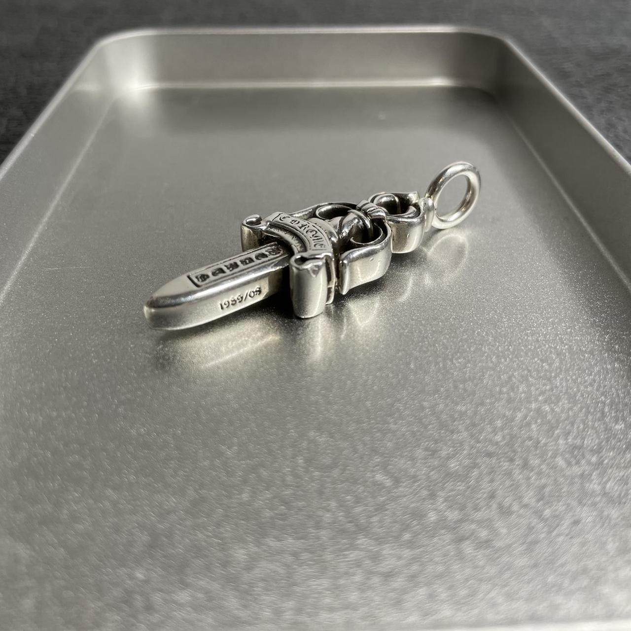 アクセサリー CHROME HEARTS DUBBLE DAGGER SV.925 s-l400.jpg