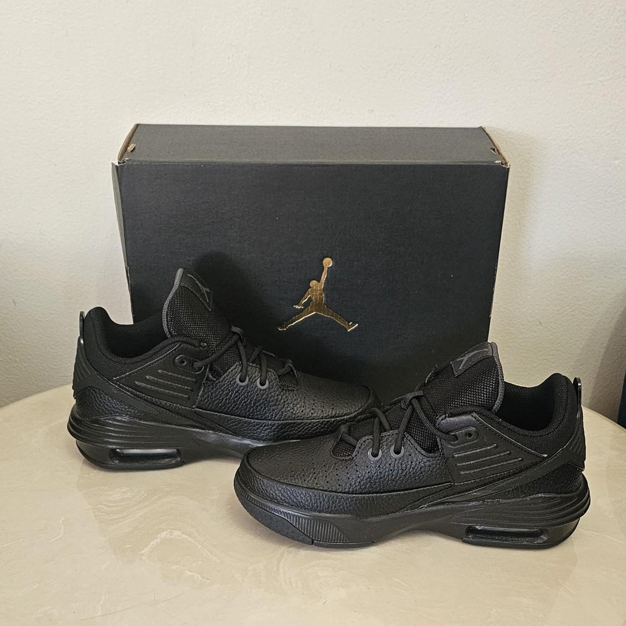 Jordan max aura outlet big kids