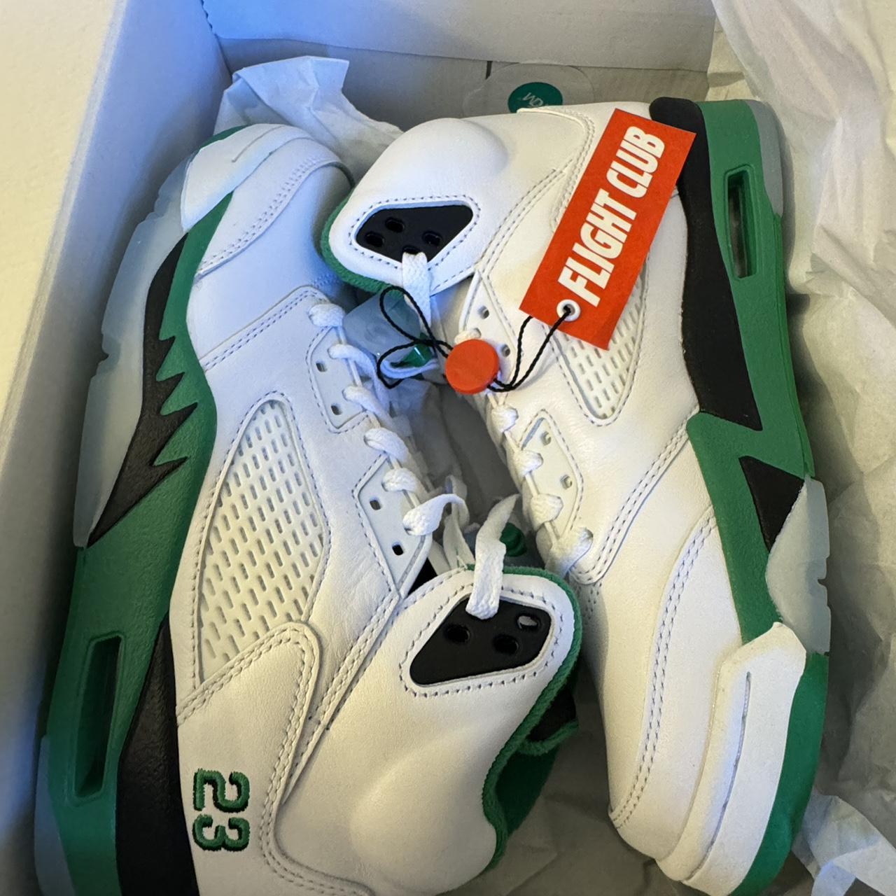 JORDANS LUCKY GREEN NEVER WORN BROGHT THE WRONG SIZE... - Depop