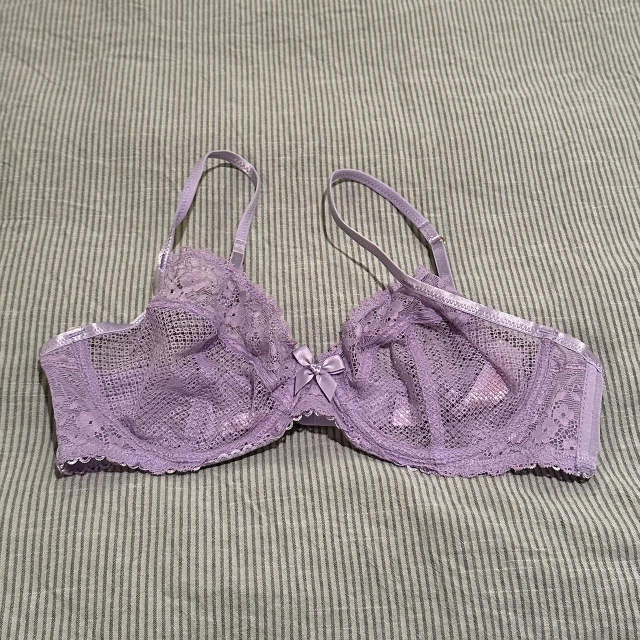 Purple lace bra size 32DD front closing - Depop