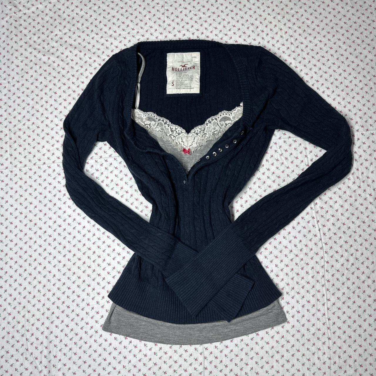 VS Grey/ White Lace Trim Undershirt 🩶size small... Depop