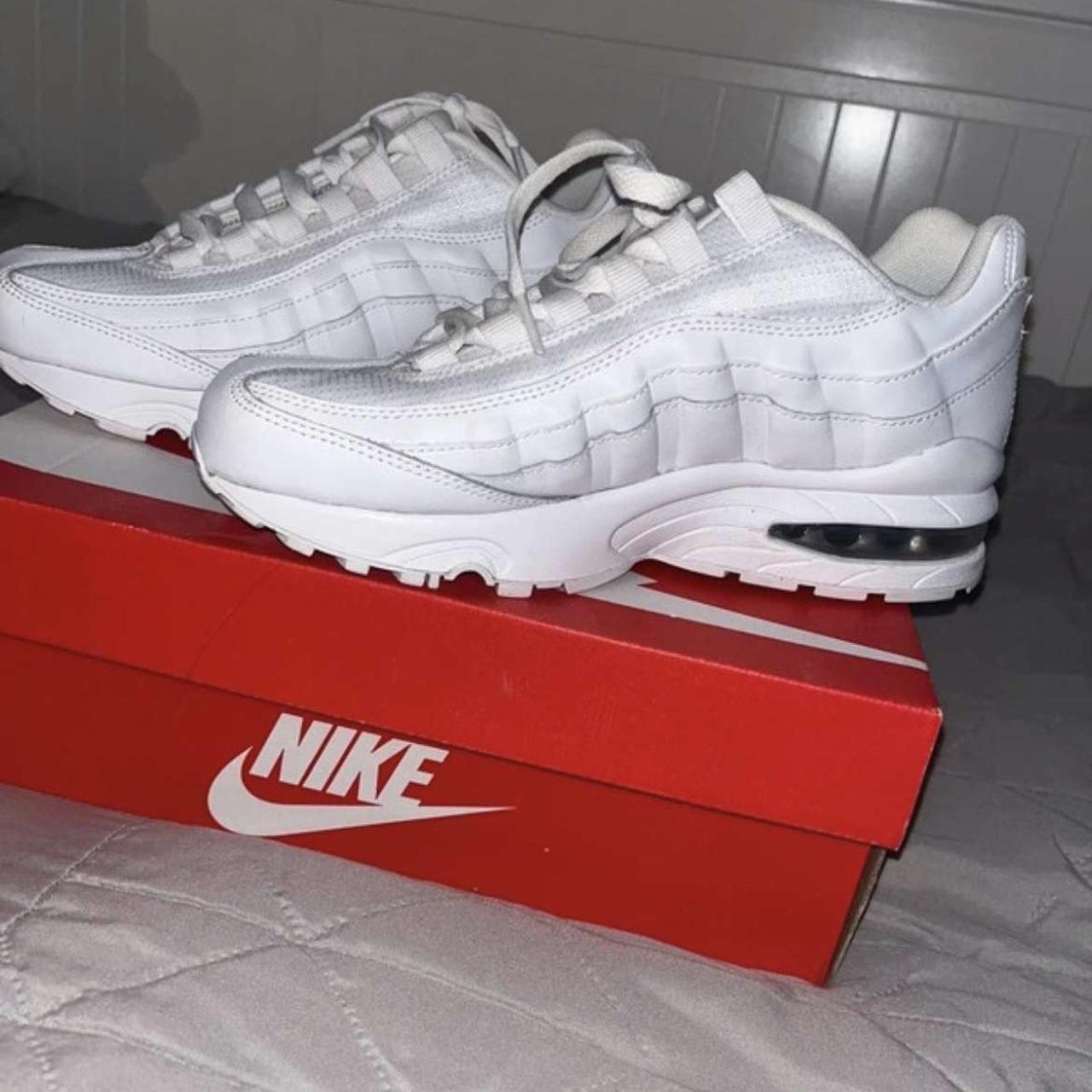 womens white 95s