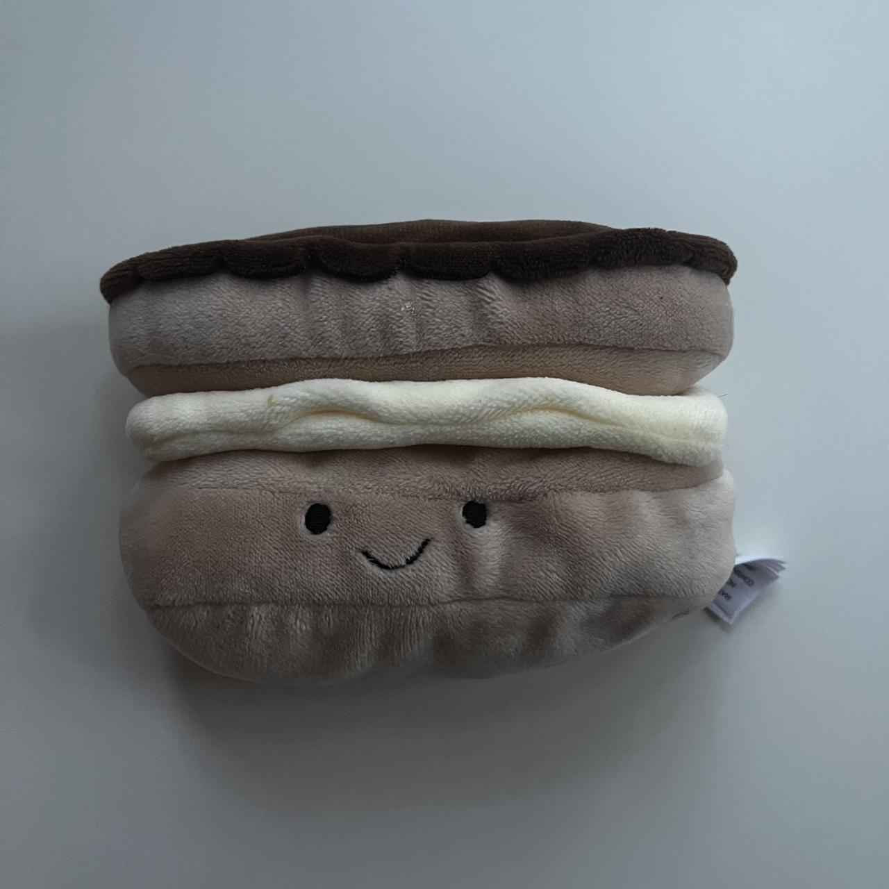 jelly cat Pretty Patisserie Eclair amuseable... Depop