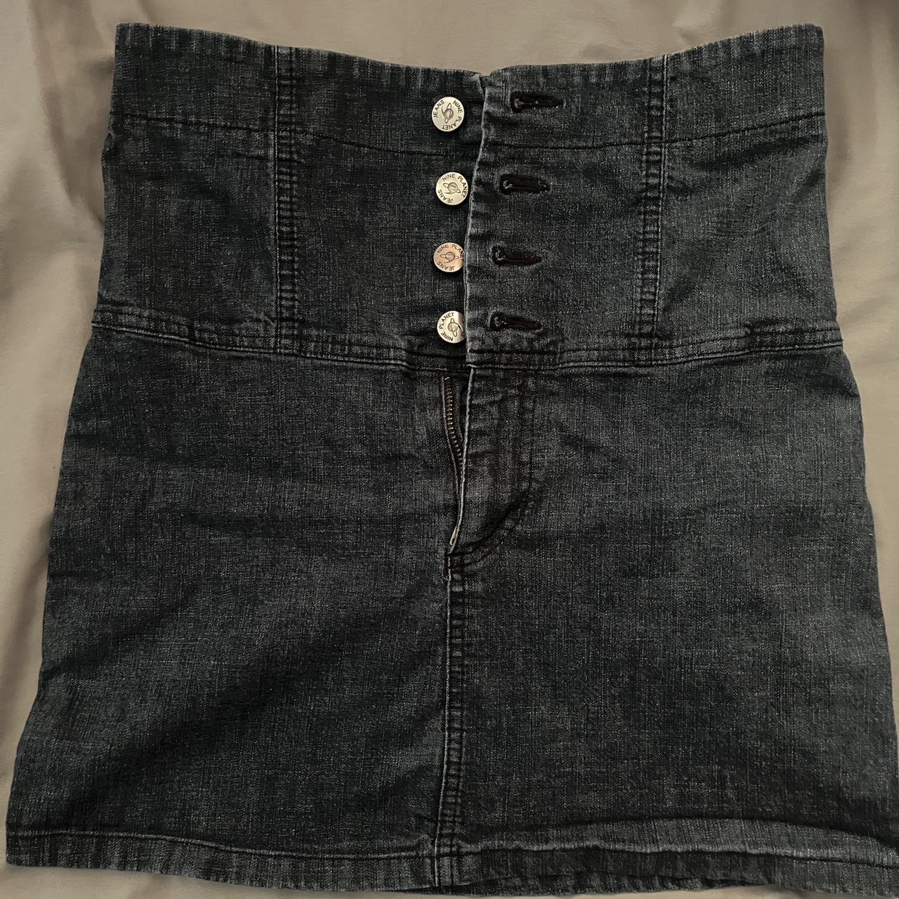 item listed by ruee_beexoxo