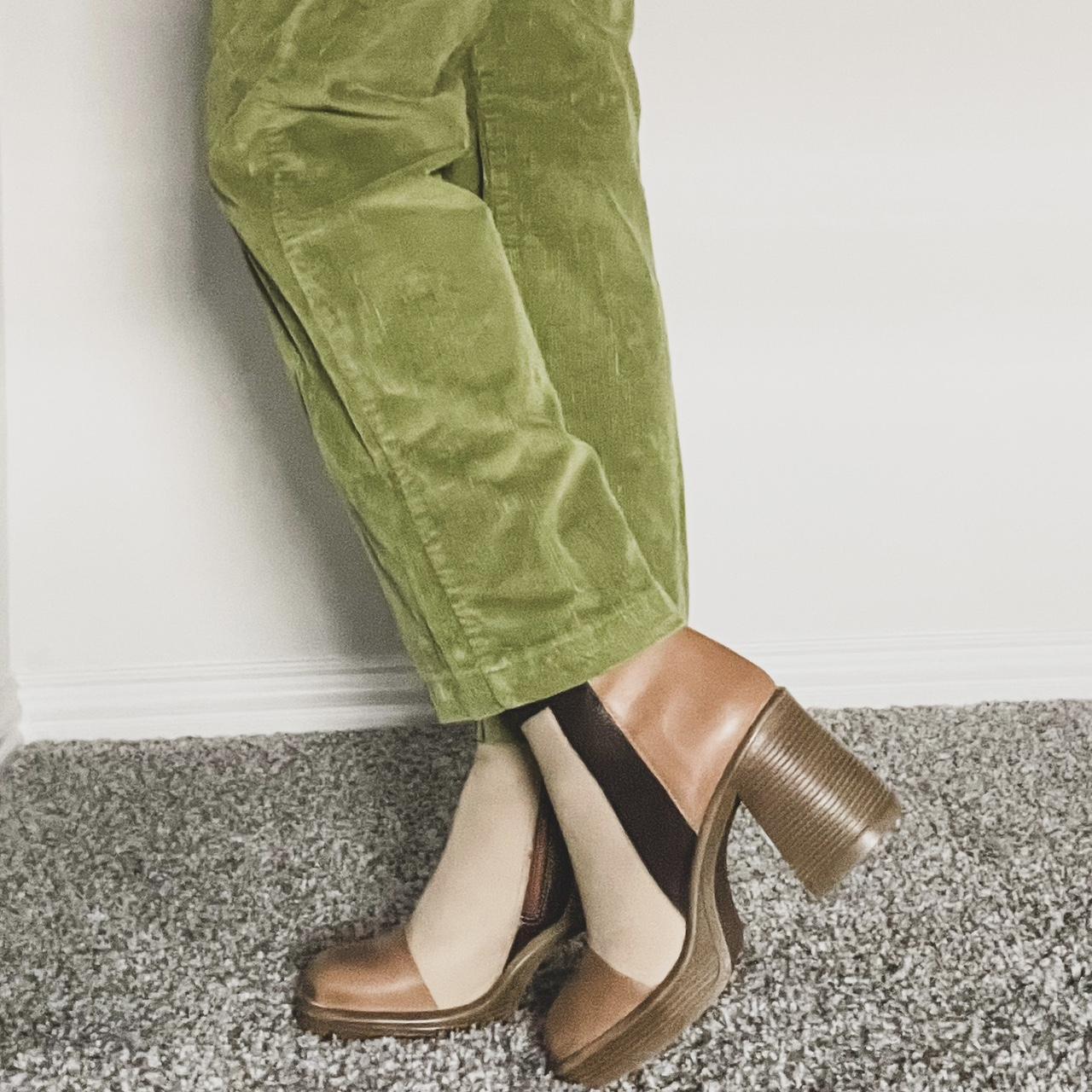 Talbots Women's Green Trousers (5)
