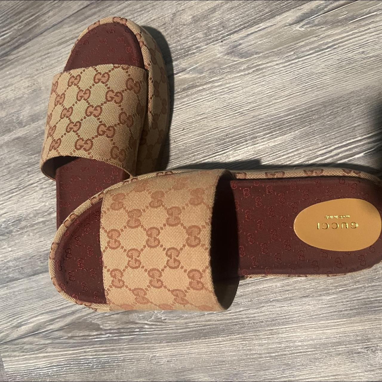 Tan on sale gucci slides