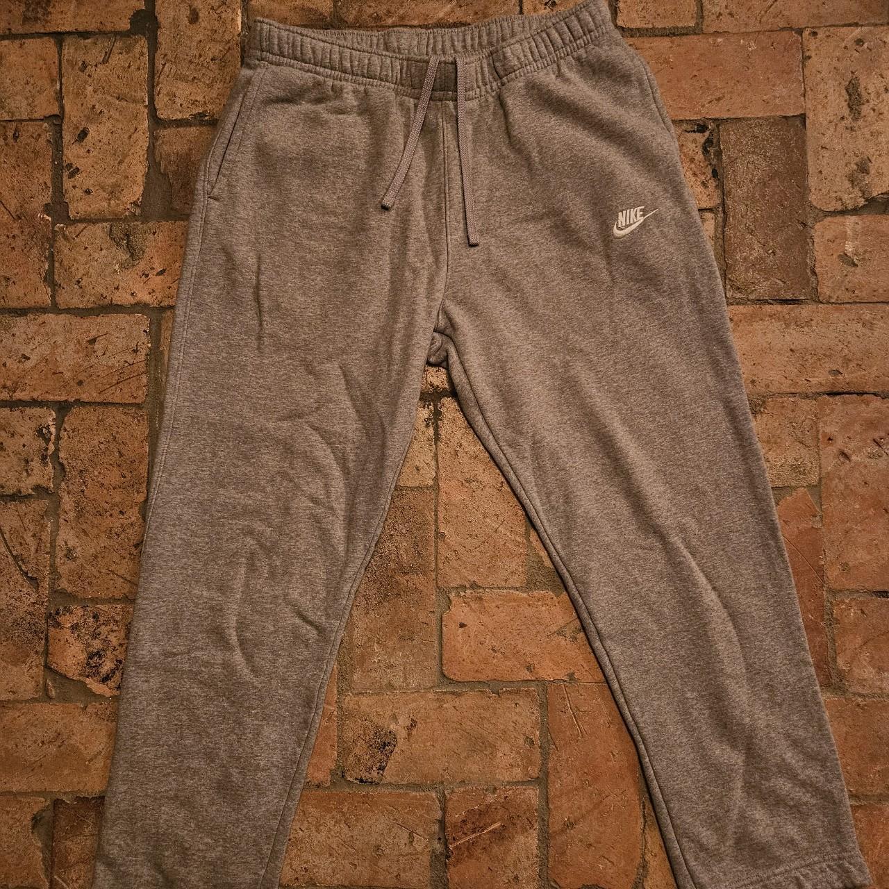 mens grey nike jogger