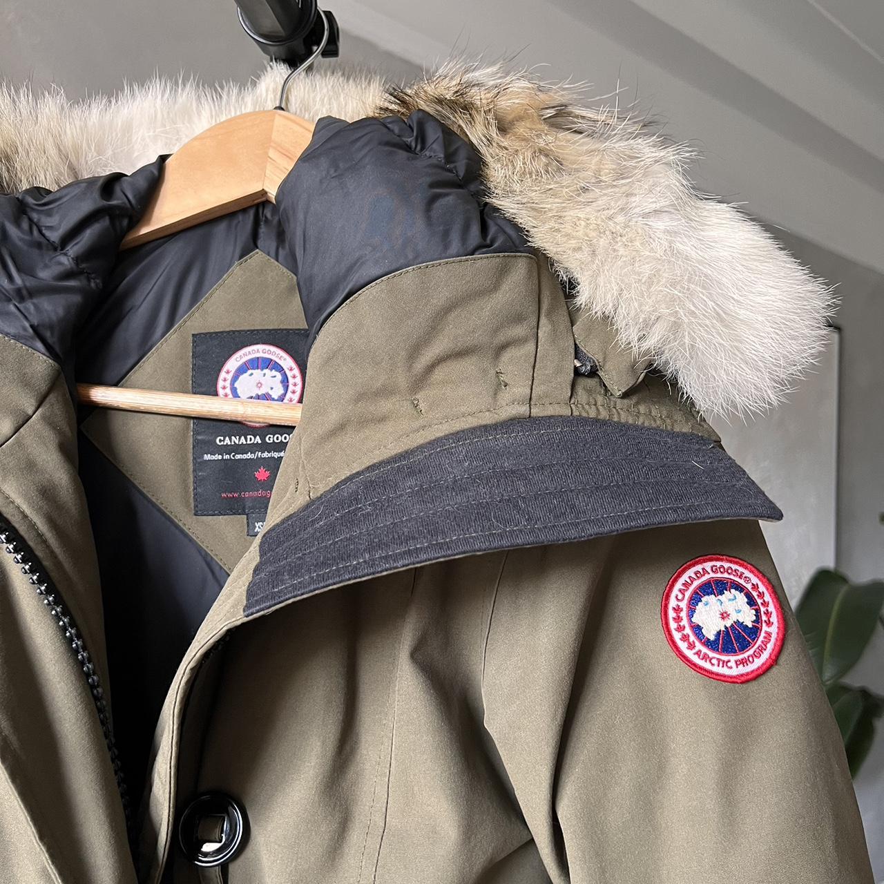 Canda Goose Women’s Parka— Size Xs - Depop