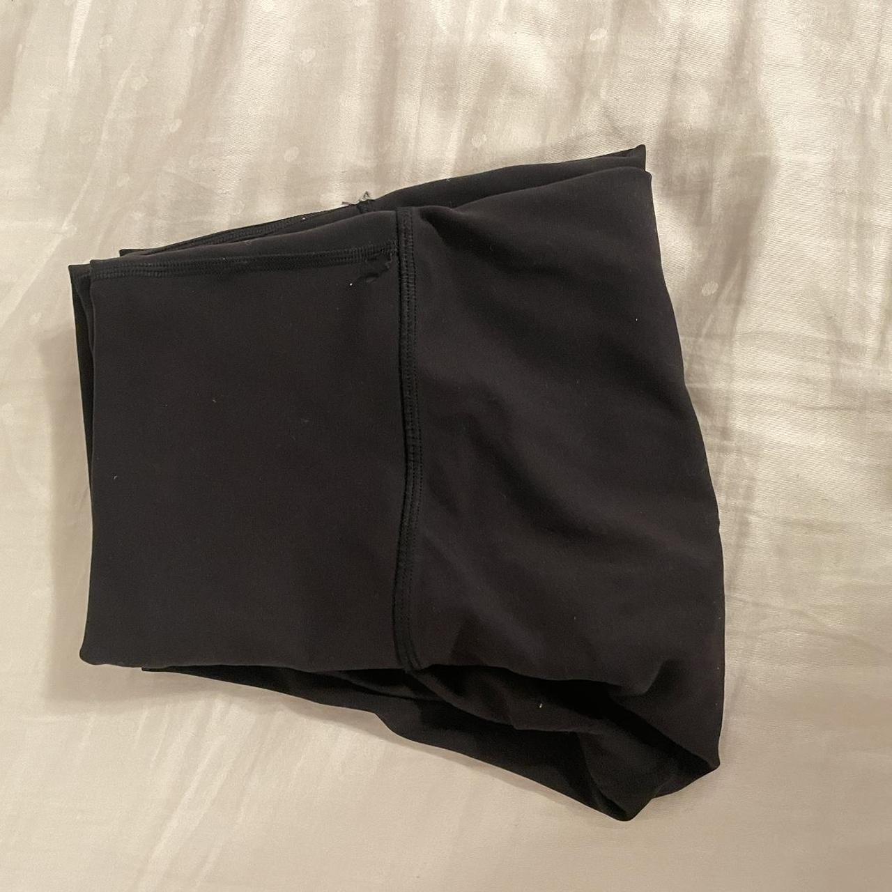 Size 6 black lululemon wunder train leggings! In - Depop