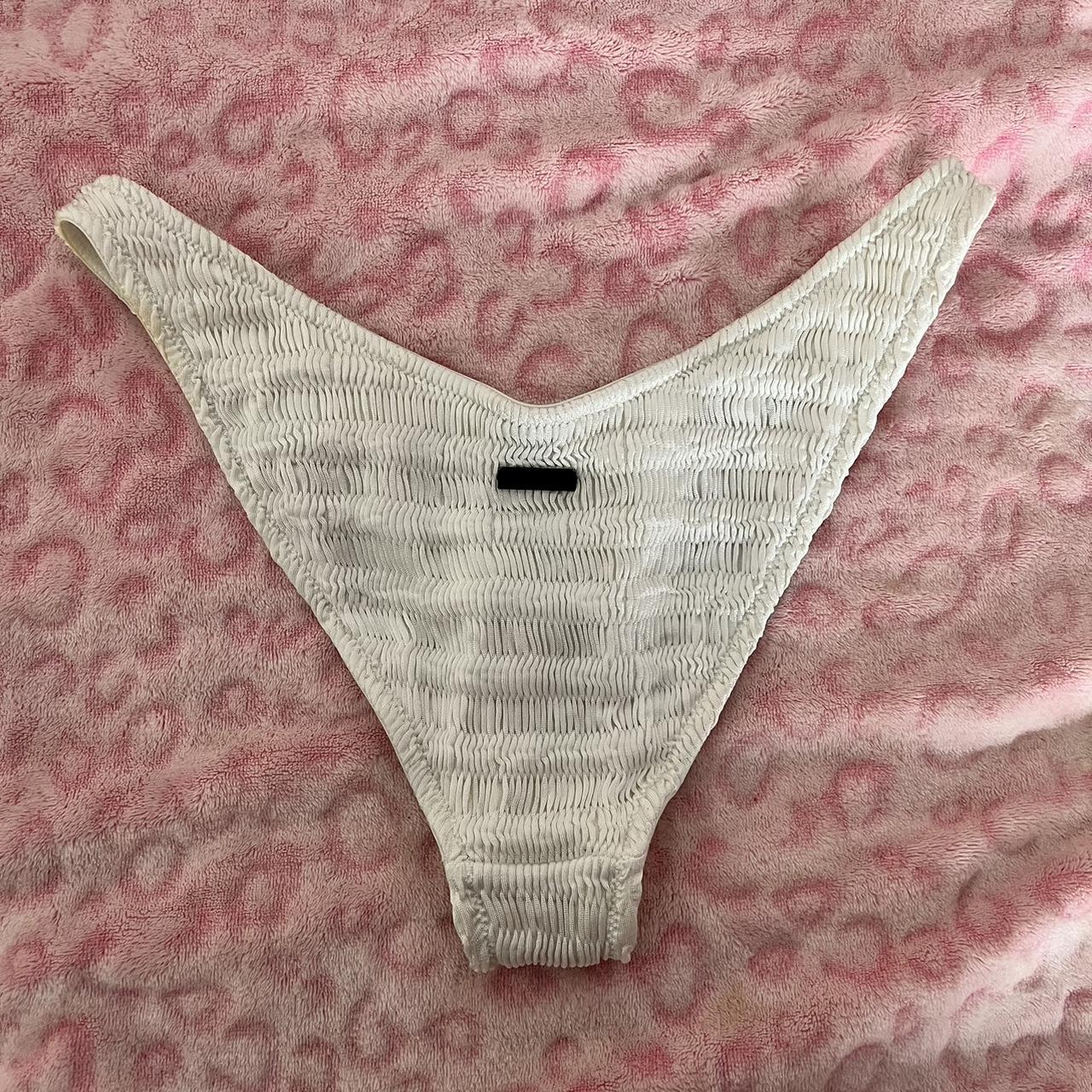 triangl bikini set bottoms: size medium top: size - Depop