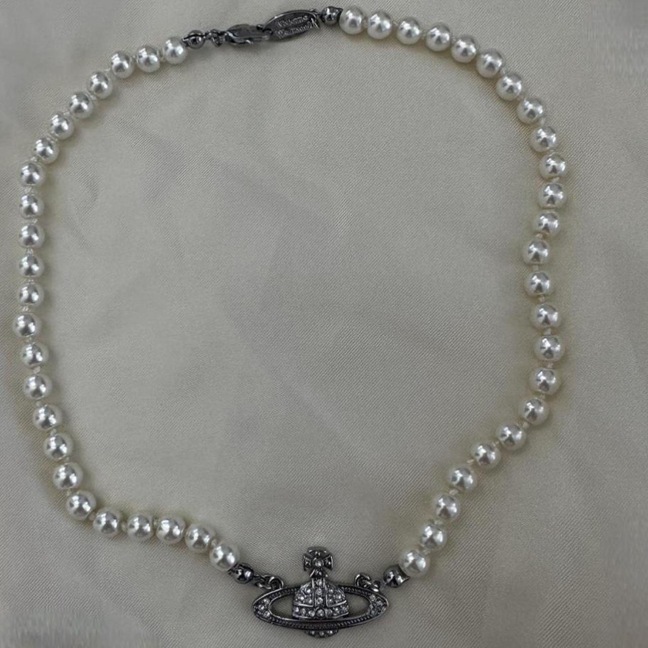 Vivi westwood MINI BAS RELIEF PEARL CHOKER 10/10... - Depop