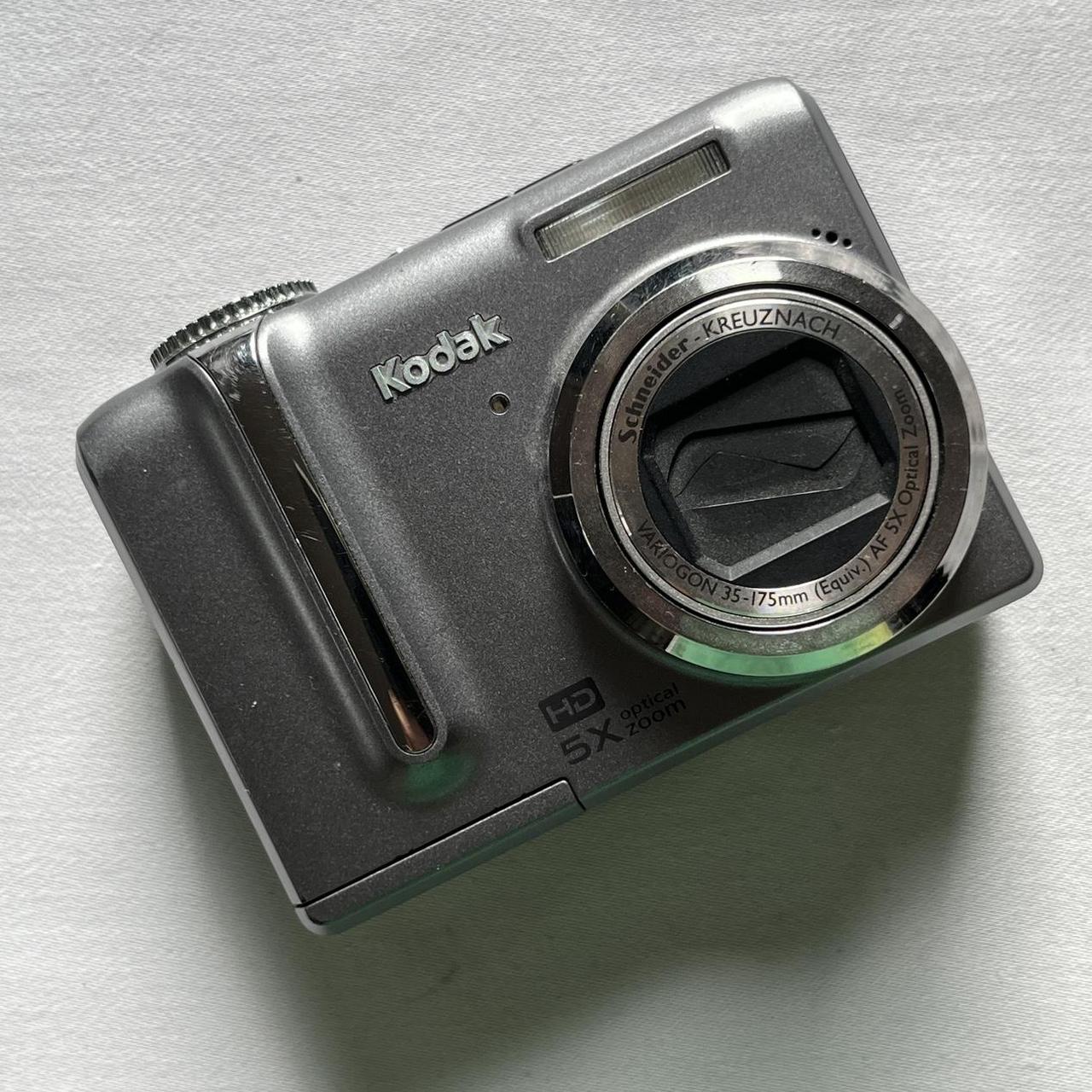 Kodak EasyShare Z1275 Comes with batteries... Depop