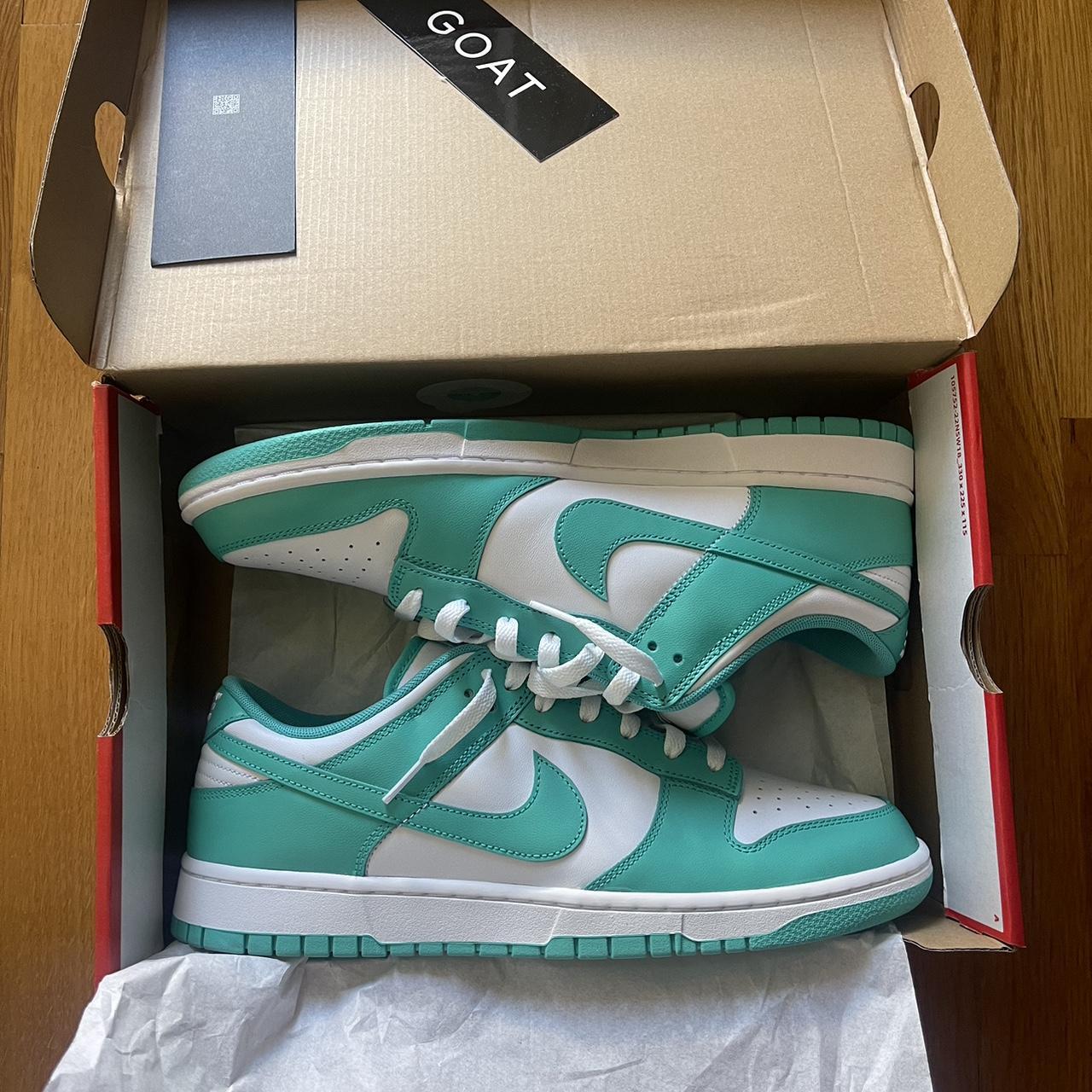 footlocker green glow dunks