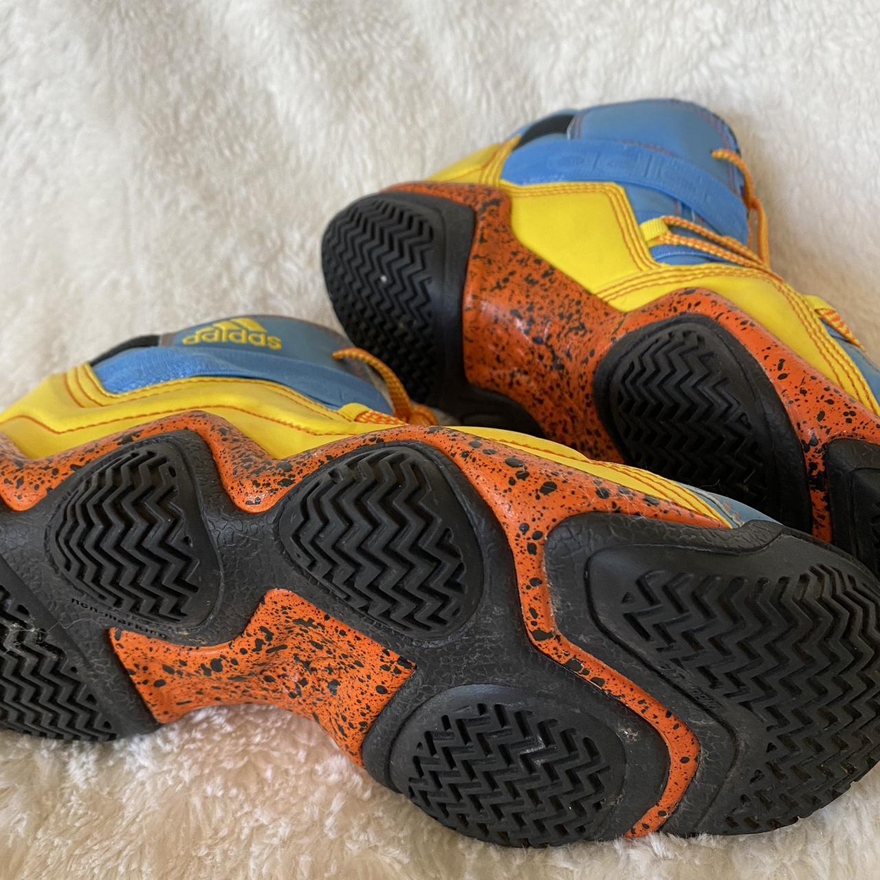 トカイオレムス 3プトーニ1983、オレムスアスー4プトーニ1998 Sky Destroyer (FC) Soundtrack - 8BitStereo - YouTube