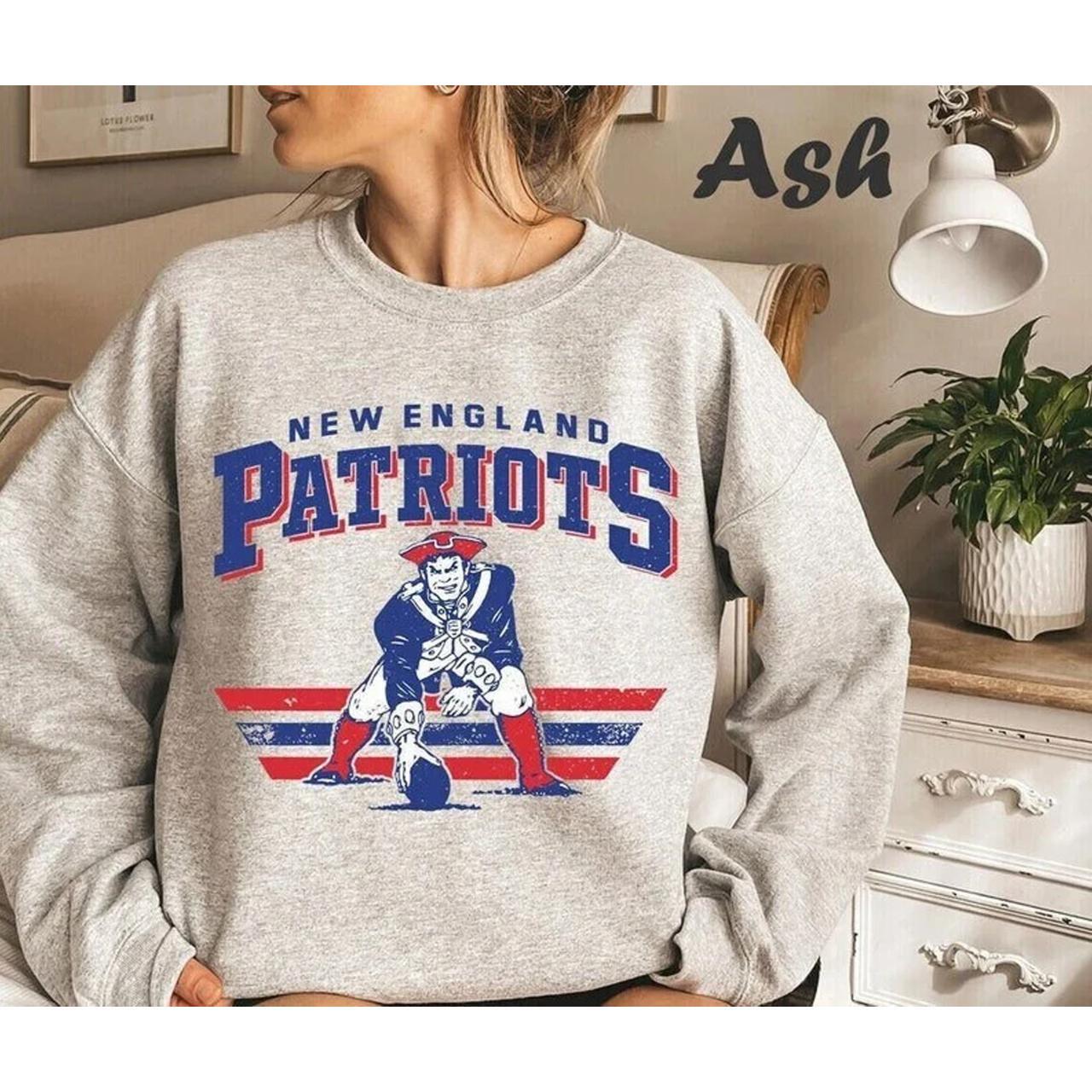 New England patriots hoodie Size: M Condition: - Depop