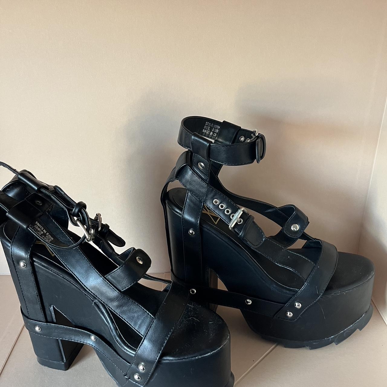 YRU NIGHT CALL PLATFORM BLACK HEELS SIZE 8 no box - Depop