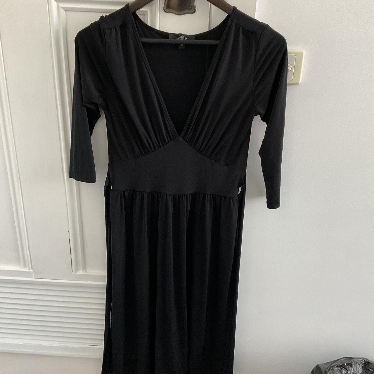 Sally black slinky black dress - Depop