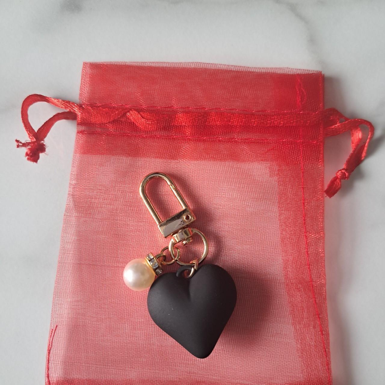 Matt black keyring never been used Depop