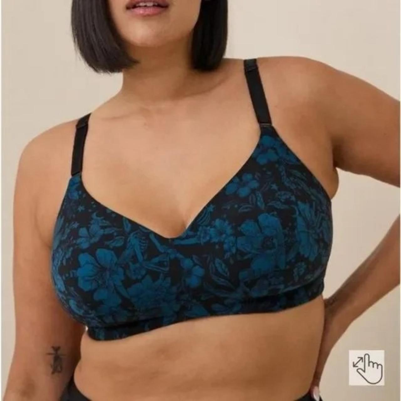 Torrid Curves Bra In Black With Underwire Size 44B - Depop