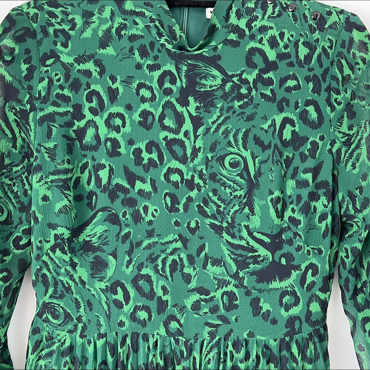 WHISTLES colors!! Size US 2, UK 6.... Depop