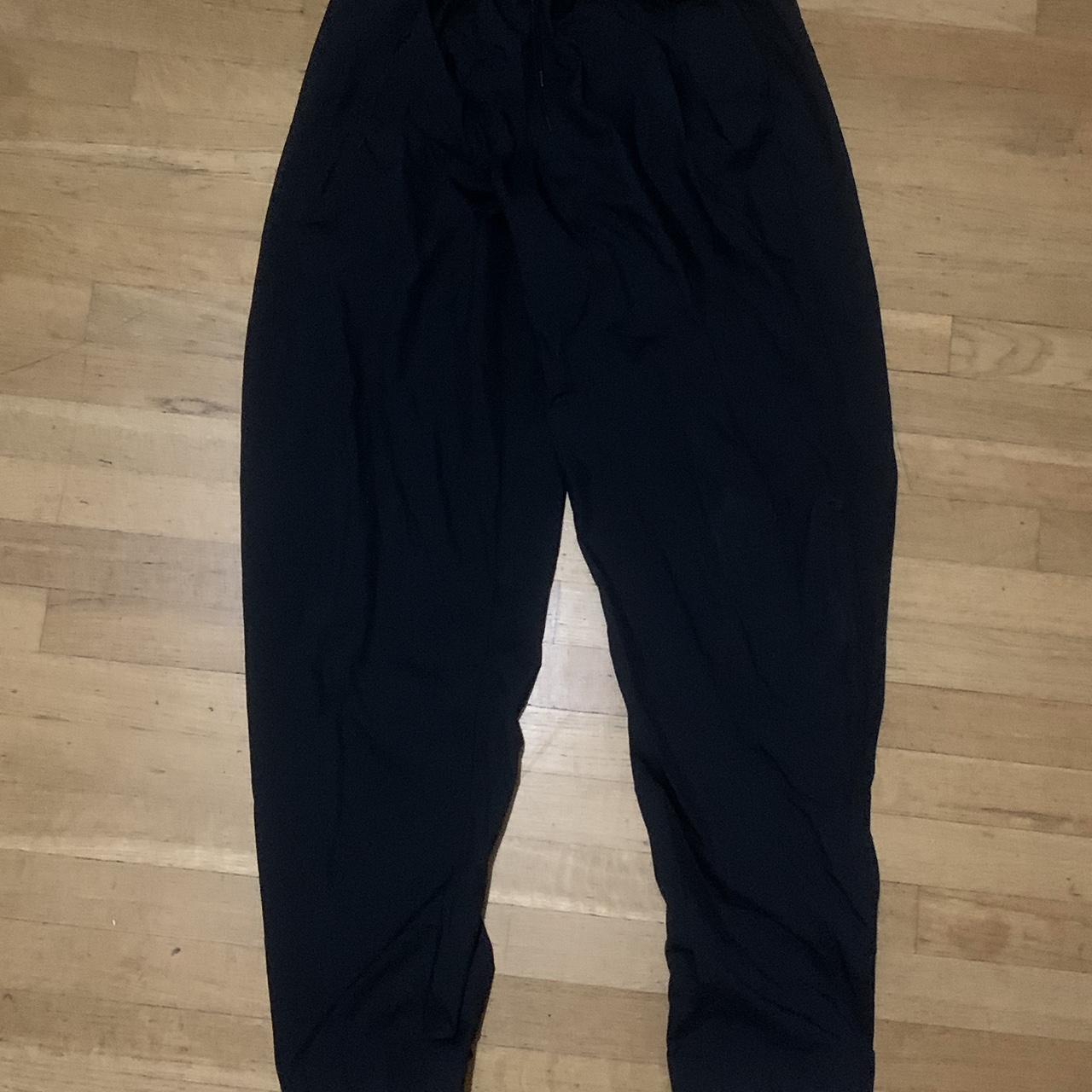 Korean Loose Baggy Pants Unisex, Men's Fashion, Bottoms, Trousers on  Carousell