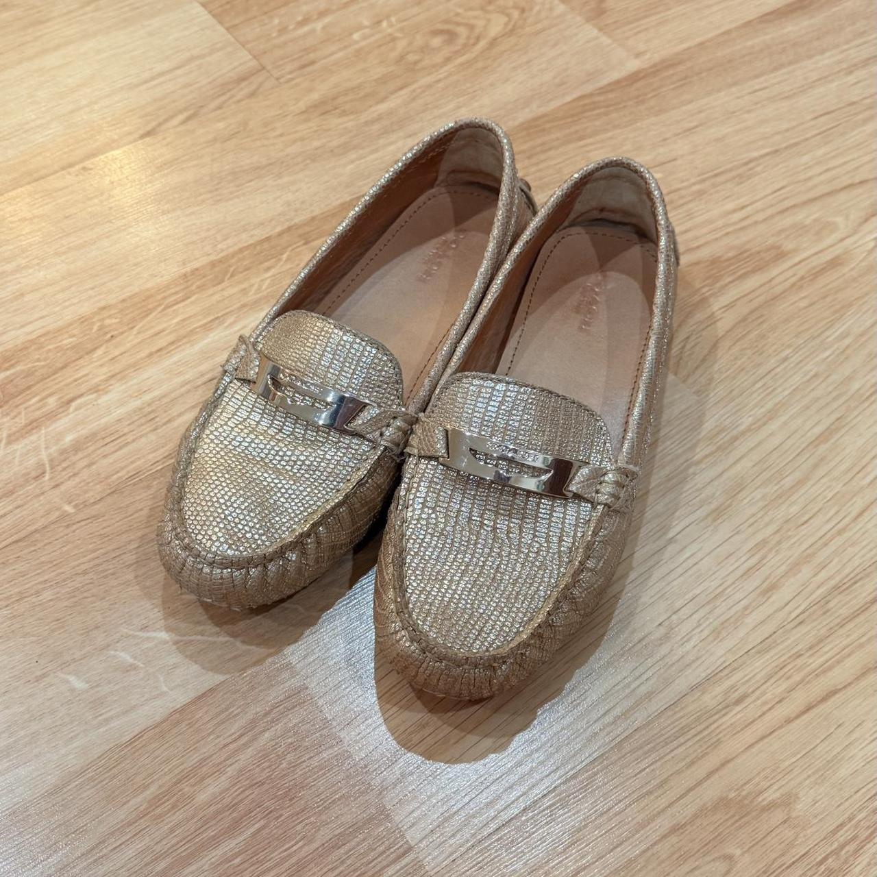 item listed by armine3003