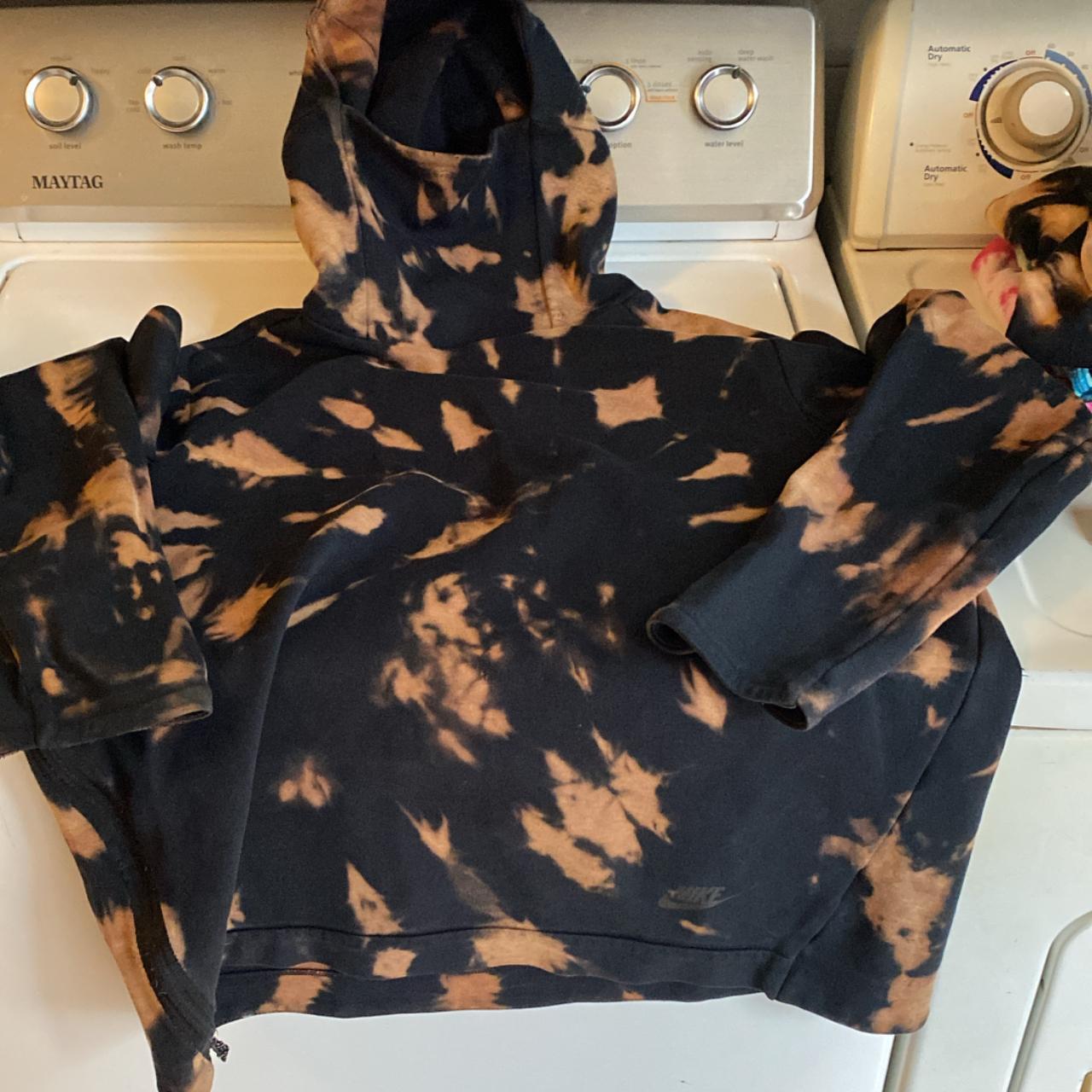 Bleach tie best sale dye nike hoodie