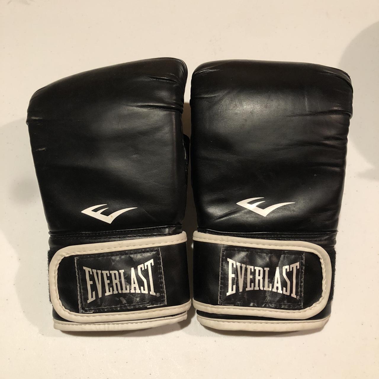 Everlast Boxing Gloves Black Size L/XL Good... - Depop