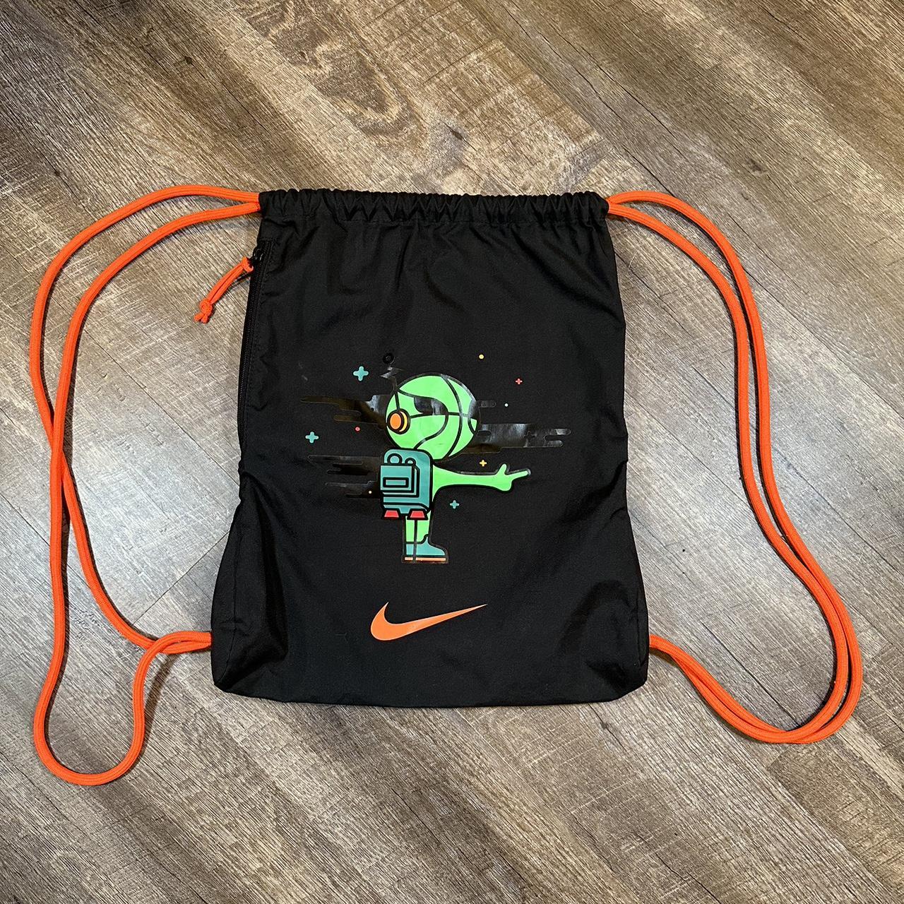 Off white nike shop drawstring bag