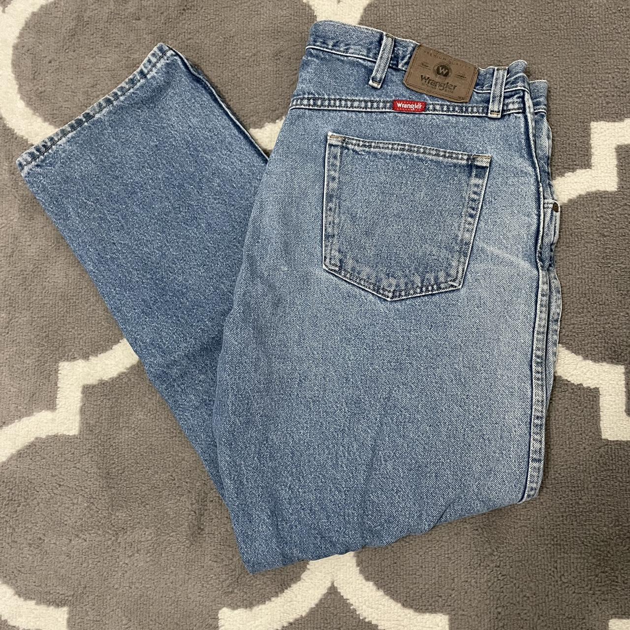 nice baggy wrangler jeans that are in good... - Depop