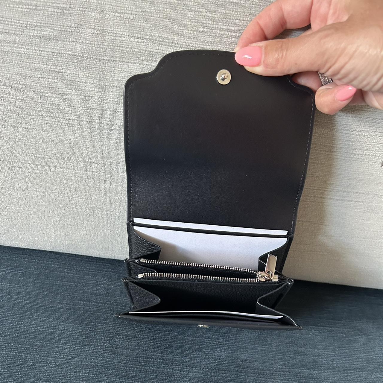 Loro Piana Sesia wallet Brand new with | Depop Loro Piana Sesia wallet Brand new with | Depop