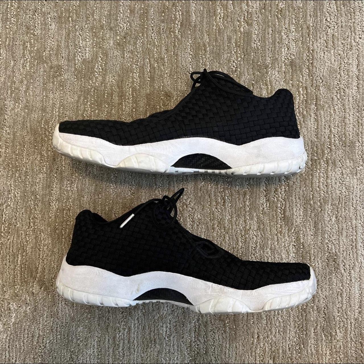 Jordan future black white hotsell