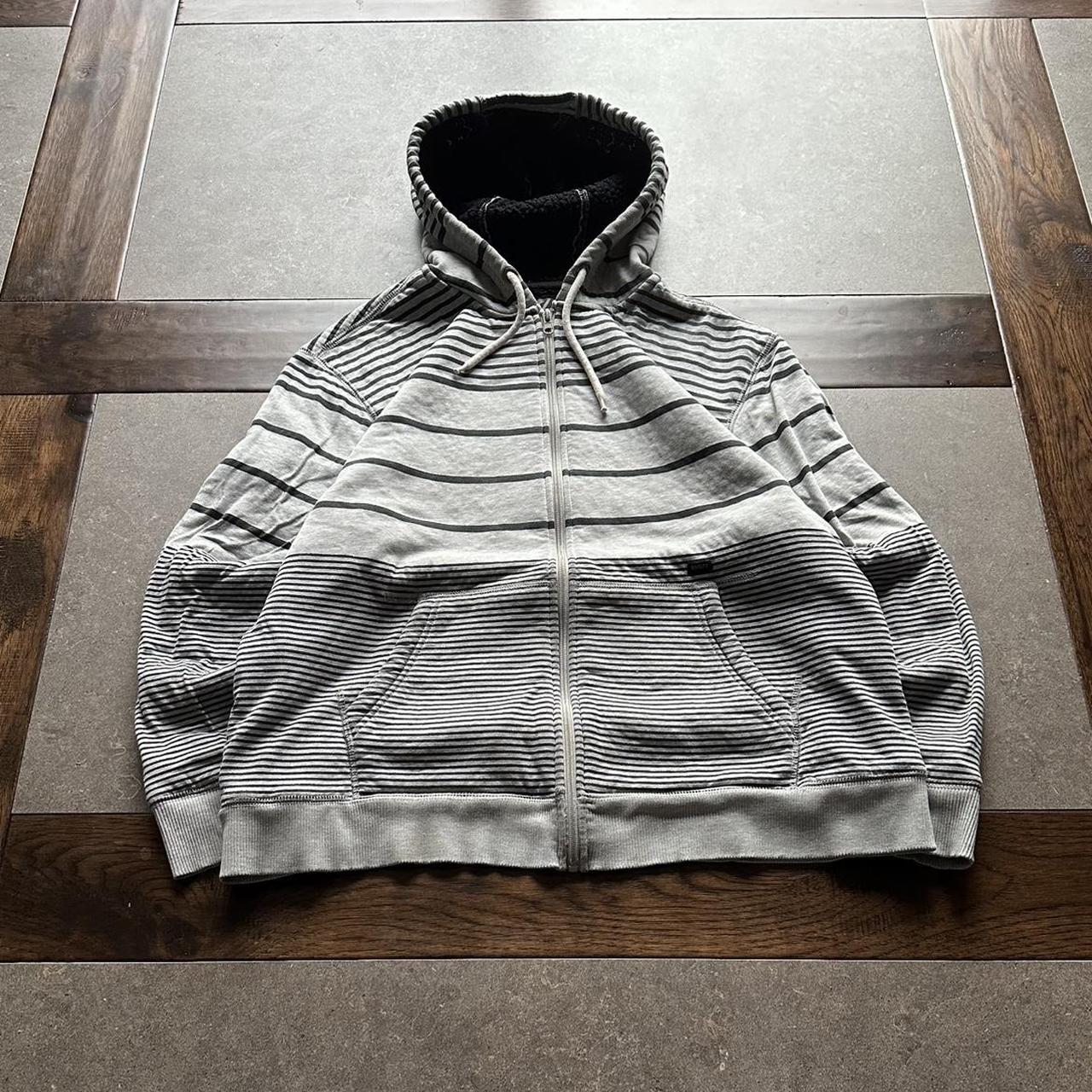 item listed by thriftsnagss