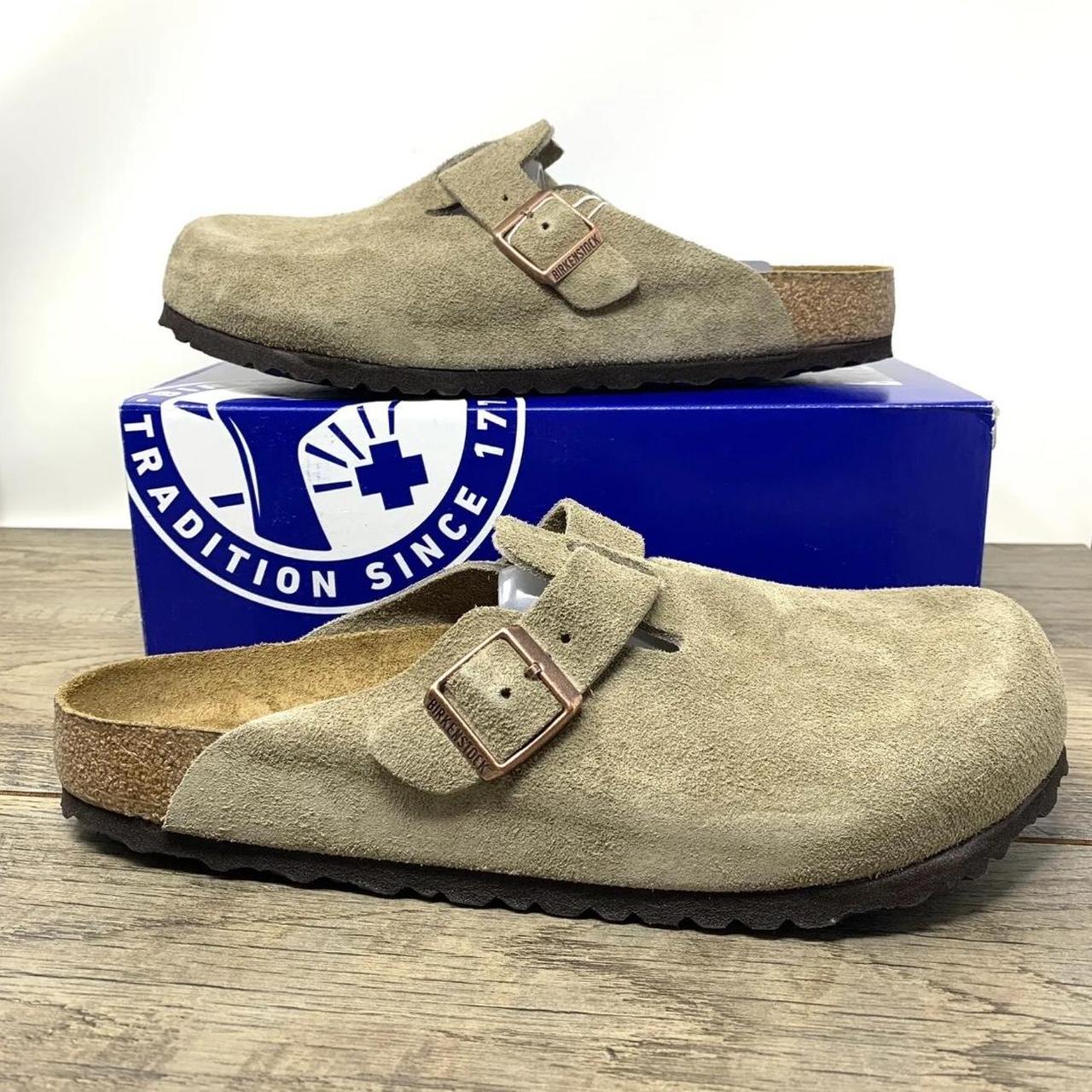 Tan best sale birkenstock clogs