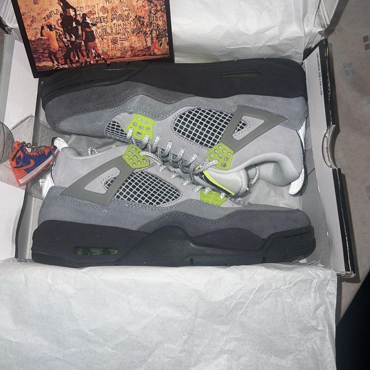 jordan 4 neon size 8