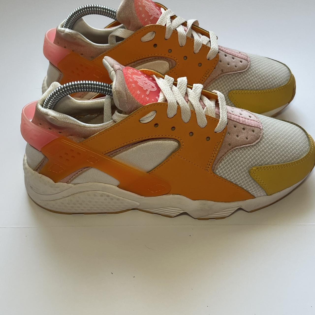 Nike huarache clearance orange blaze