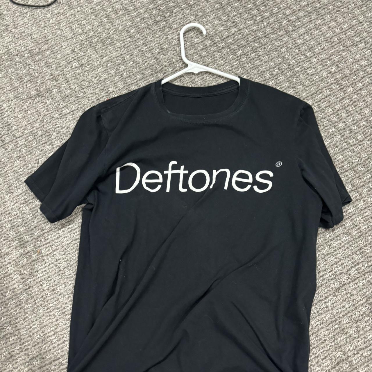 Deftones ohms tee medium from hot topic - Depop