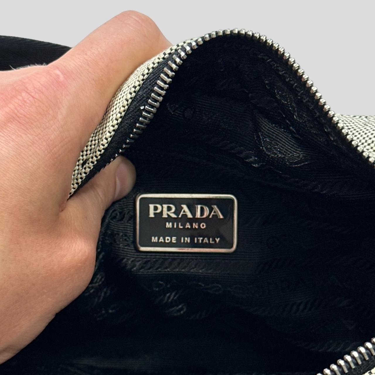 バッグ 1999s prada sport 99SS body bag 90s SS 1999 Prada Sport Side Bag Nylon - Etsy