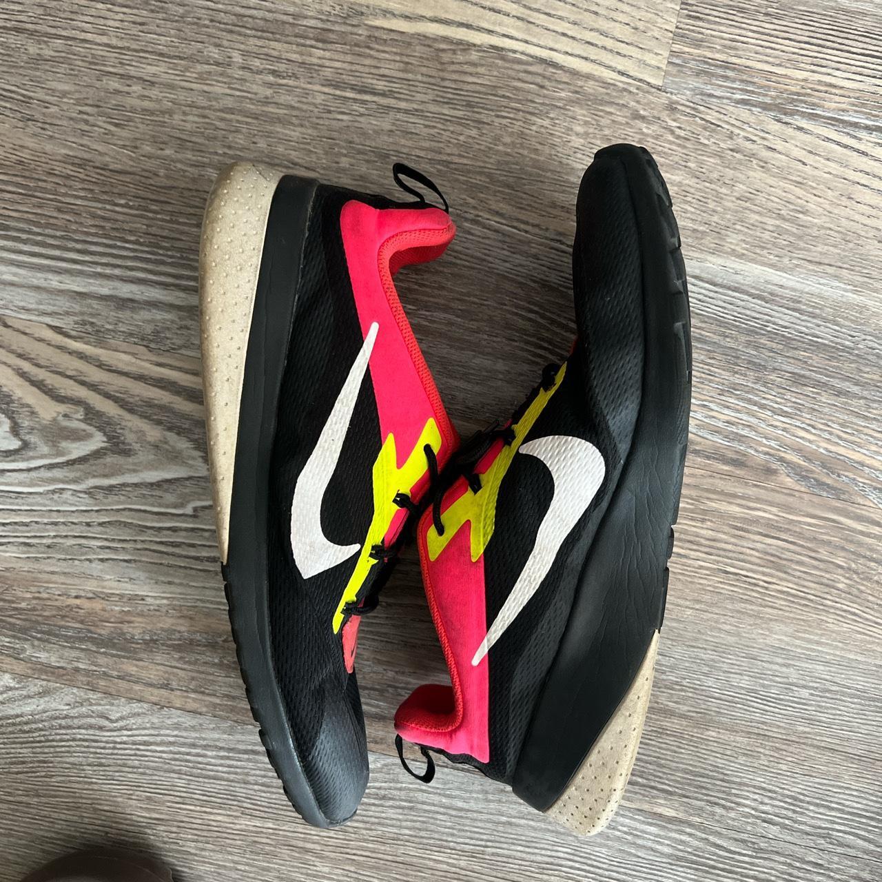 mens nike running shoes size 11