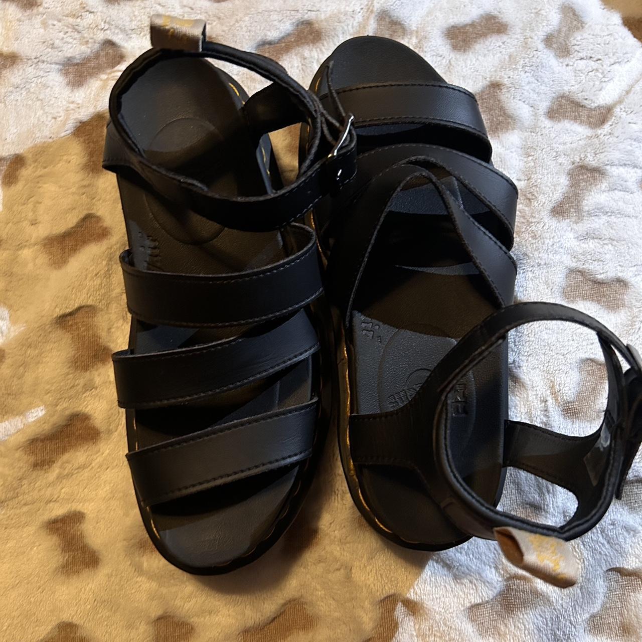 Doc Martin strap Sandler - Depop