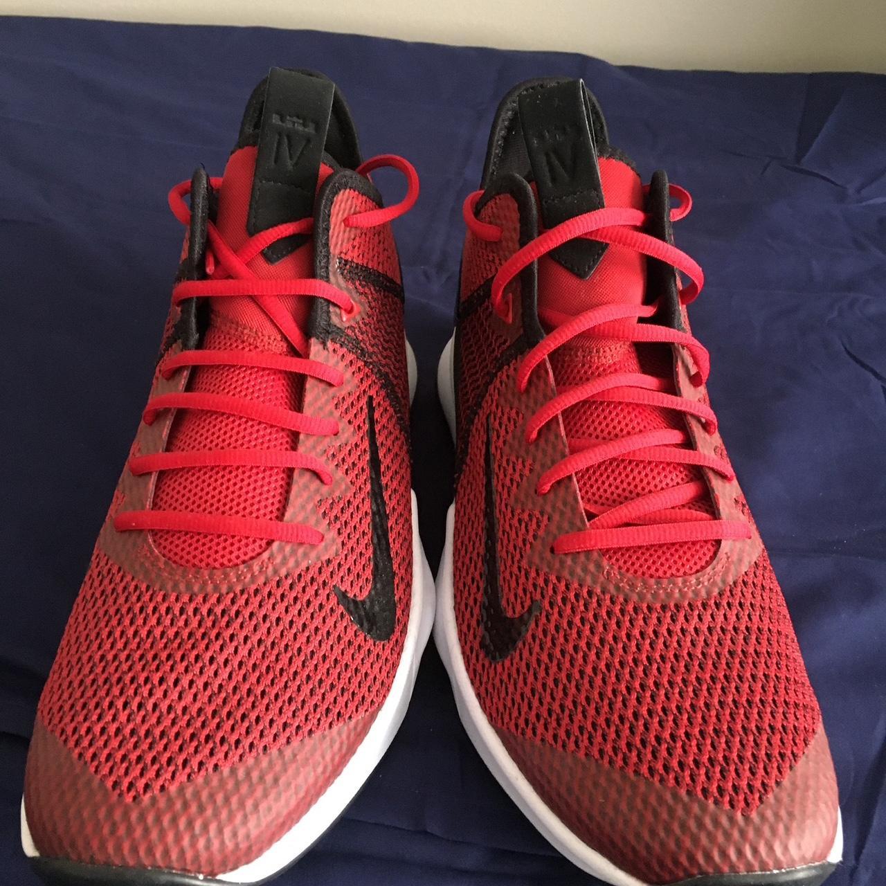 item listed by strugglebus08